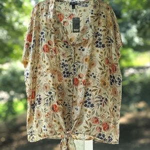 NWT Torrid Button Down Tie Top, 2XL